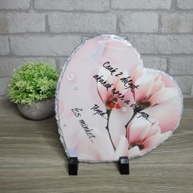 Személyre szabható szív alakú kőlap tartóval